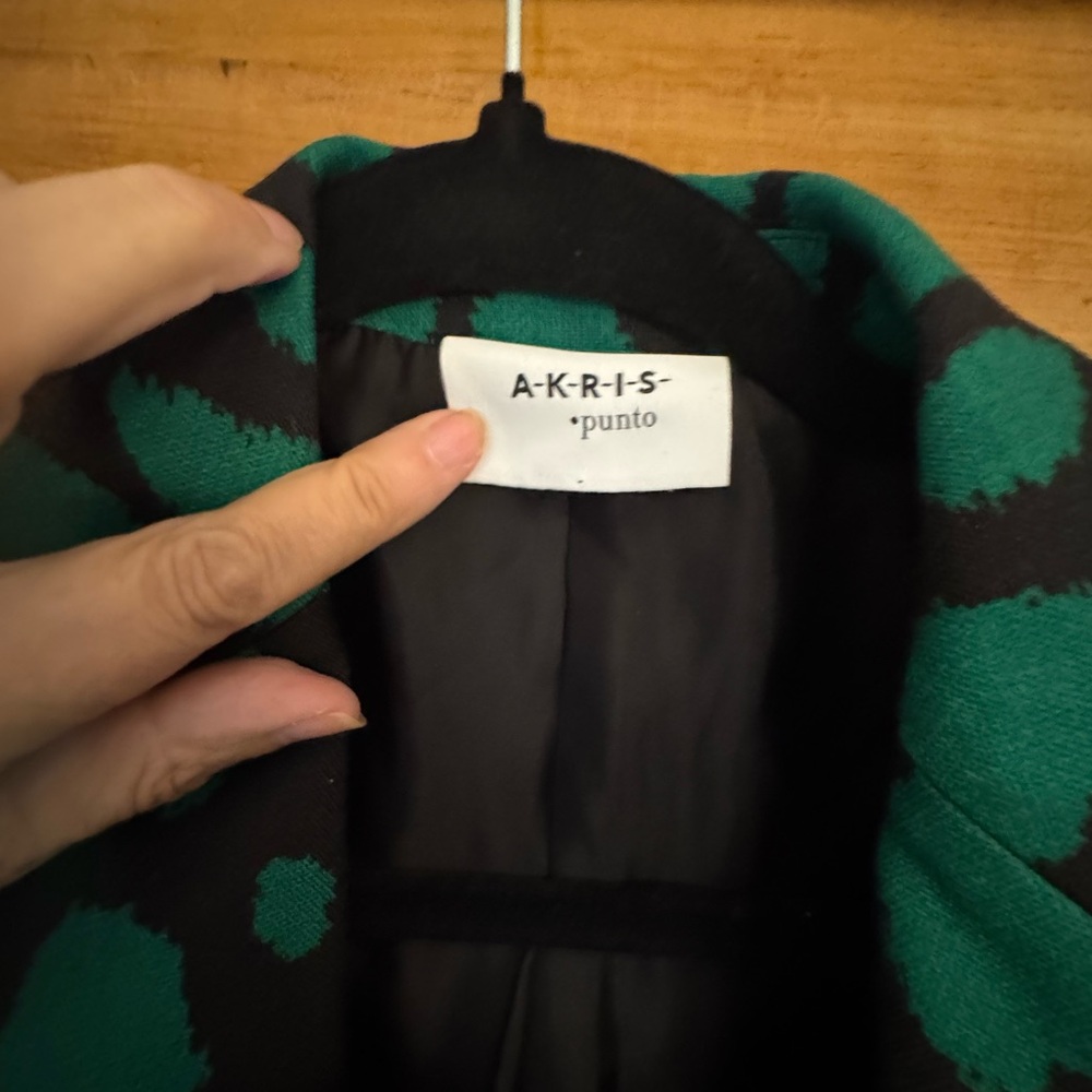 NWT Akris Punto wool crepe Blazer Sz 8 $1490 - Picture 6 of 9
